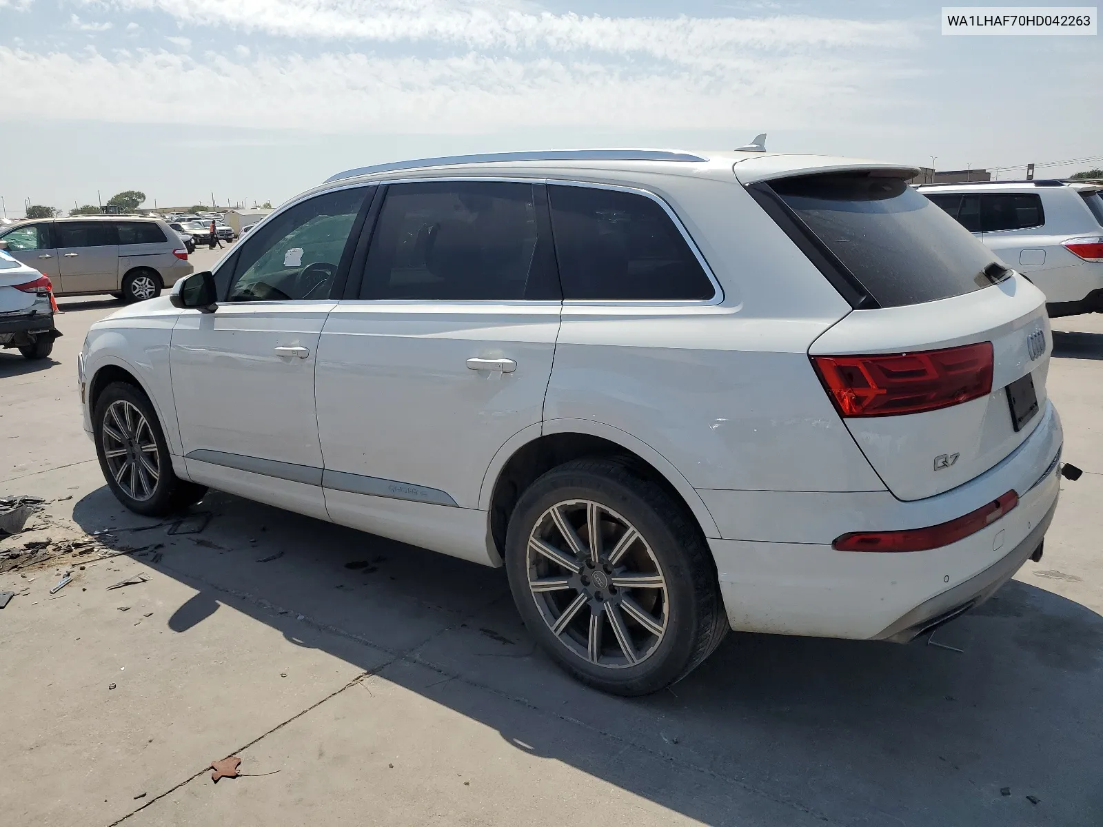 2017 Audi Q7 Premium Plus VIN: WA1LHAF70HD042263 Lot: 68573904