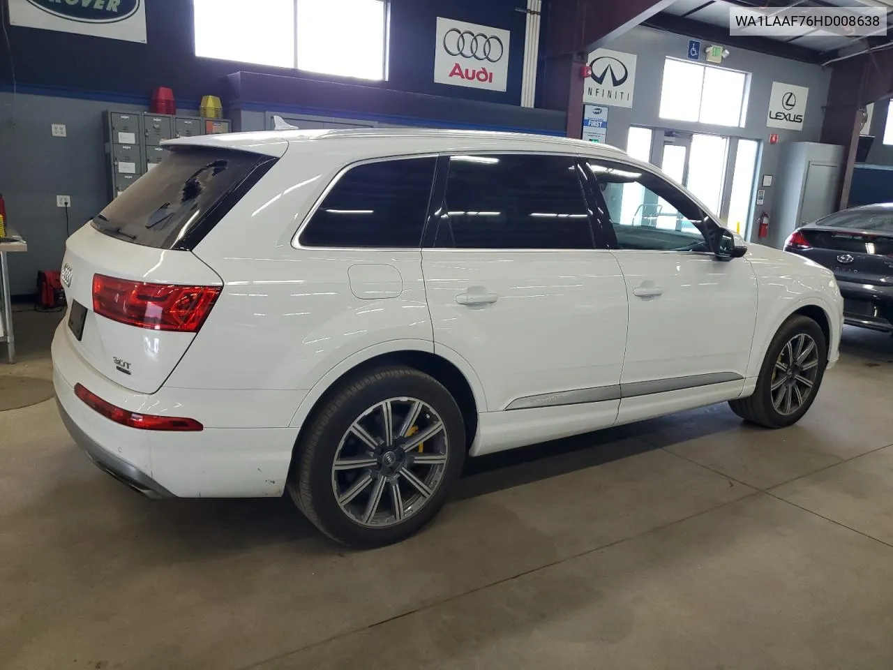 2017 Audi Q7 Premium Plus VIN: WA1LAAF76HD008638 Lot: 70807214