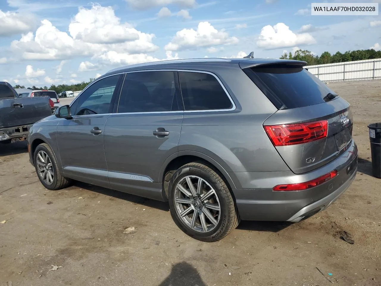 WA1LAAF70HD032028 2017 Audi Q7 Premium Plus