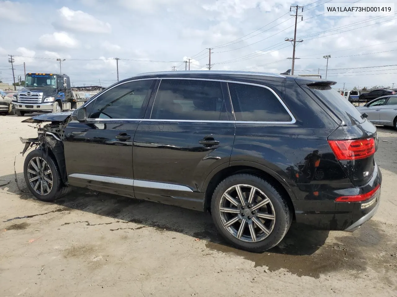 WA1LAAF73HD001419 2017 Audi Q7 Premium Plus