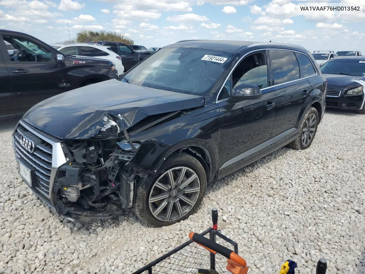 WA1VAAF76HD013542 2017 Audi Q7 Prestige