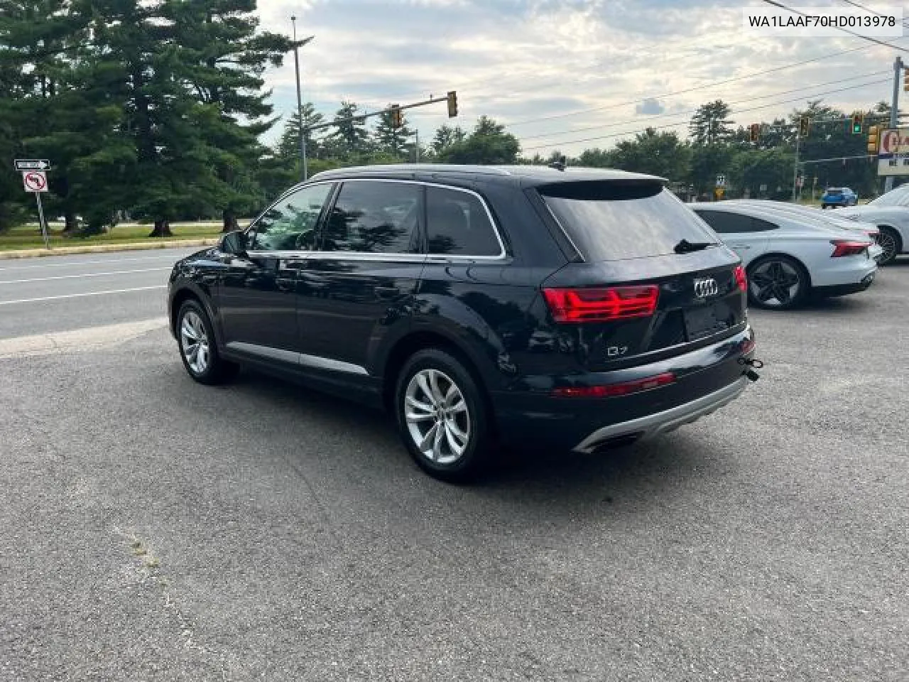 2017 Audi Q7 Premium Plus VIN: WA1LAAF70HD013978 Lot: 75707594