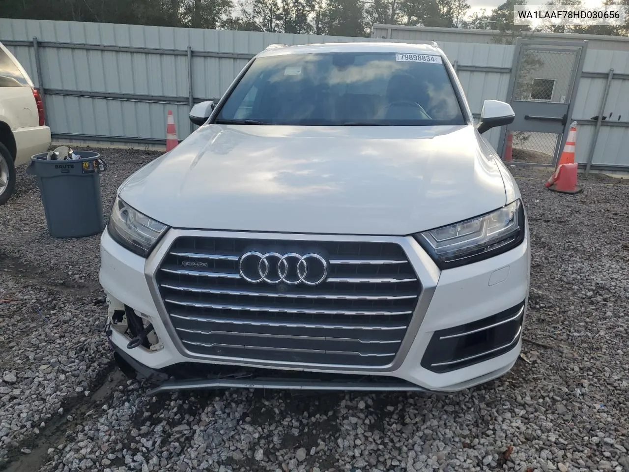 2017 Audi Q7 Premium Plus VIN: WA1LAAF78HD030656 Lot: 79898834