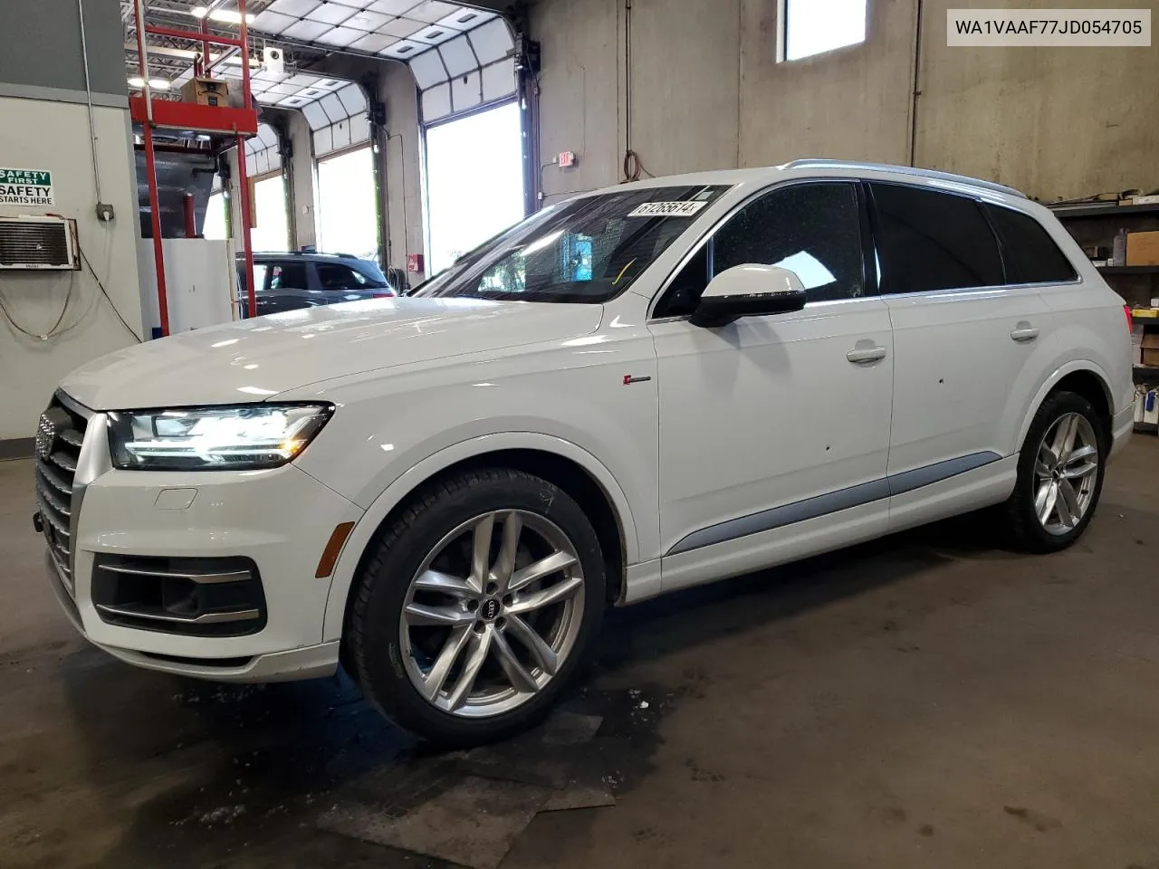 WA1VAAF77JD054705 2018 Audi Q7 Prestige