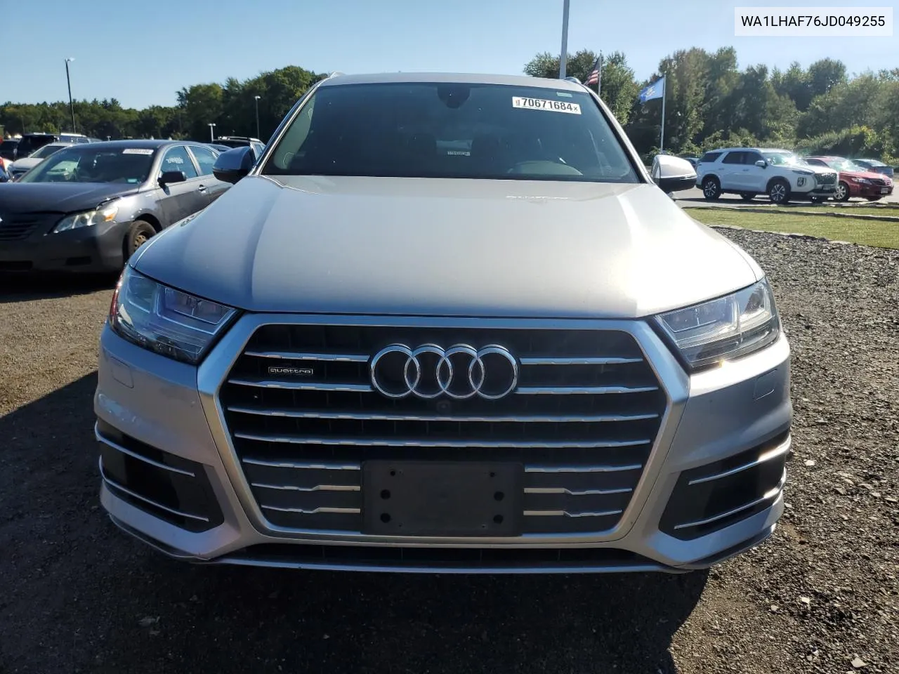 WA1LHAF76JD049255 2018 Audi Q7 Premium Plus