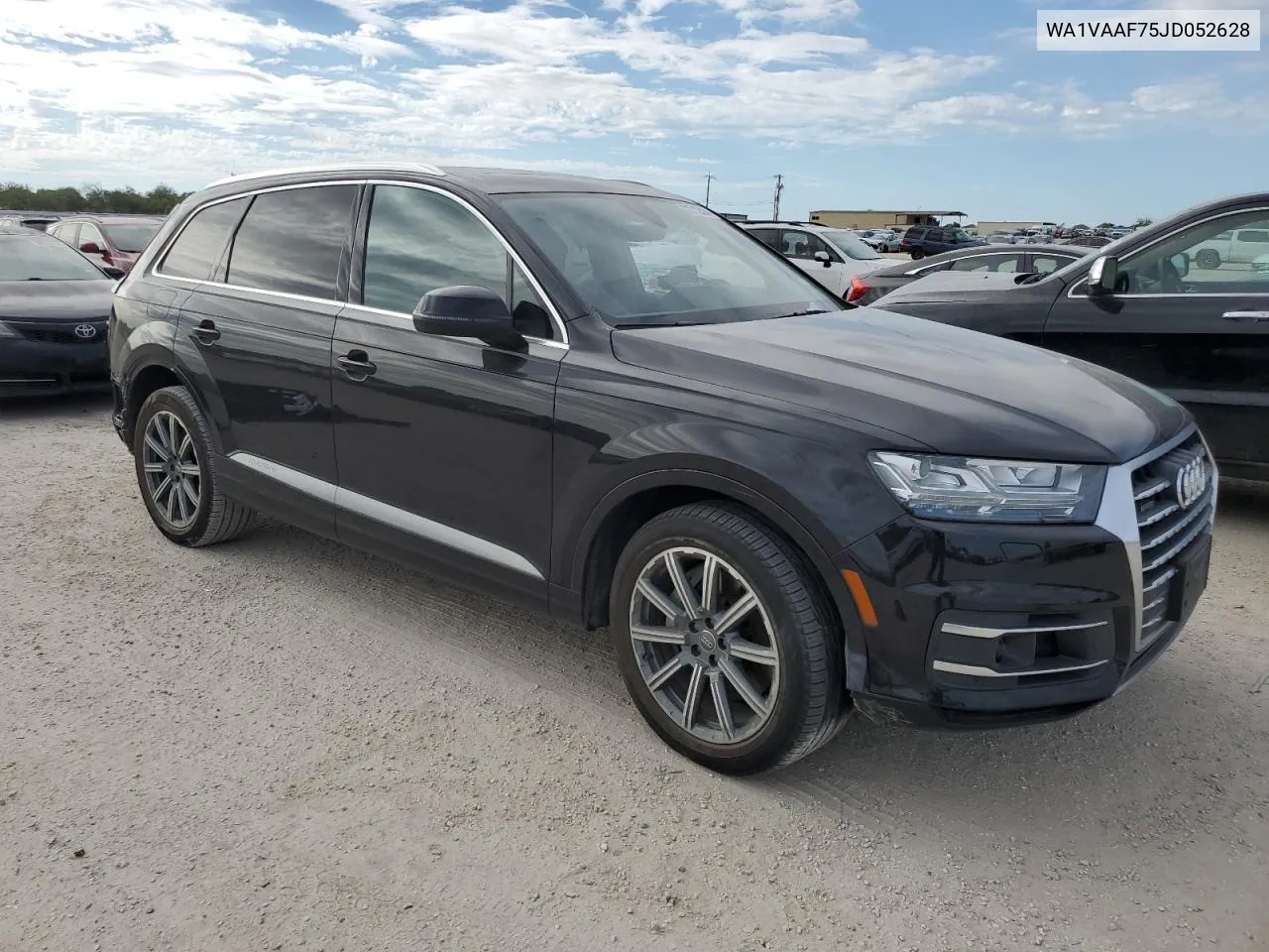 WA1VAAF75JD052628 2018 Audi Q7 Prestige