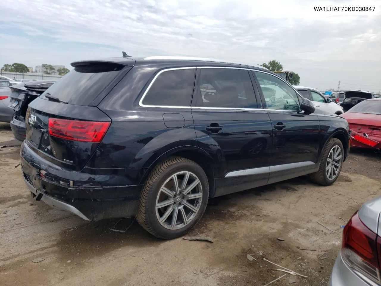 WA1LHAF70KD030847 2019 Audi Q7 Premium Plus