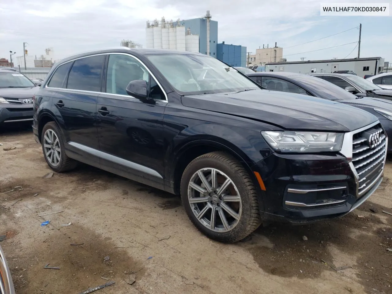 WA1LHAF70KD030847 2019 Audi Q7 Premium Plus