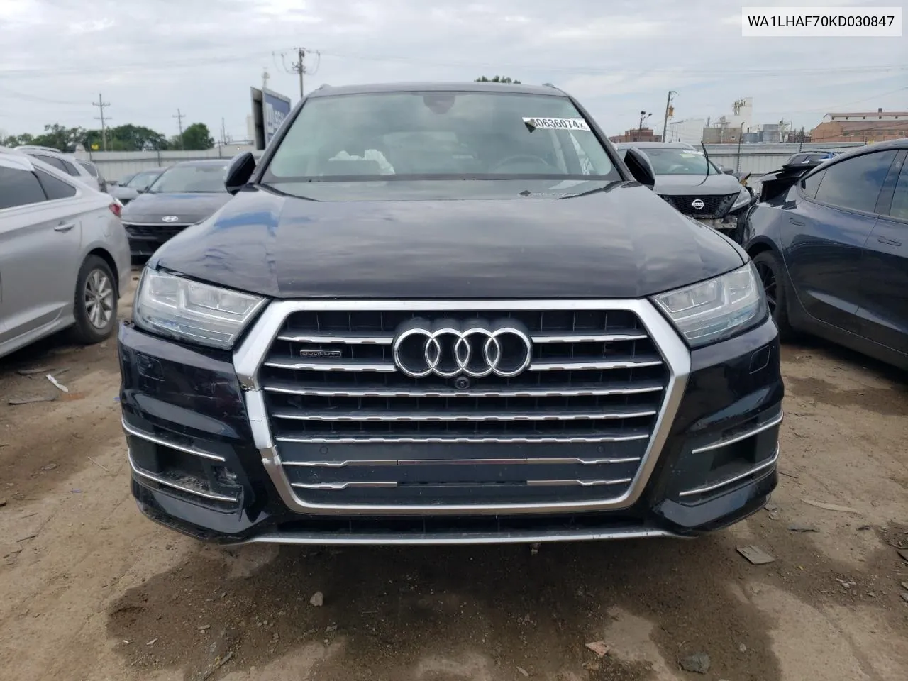 WA1LHAF70KD030847 2019 Audi Q7 Premium Plus