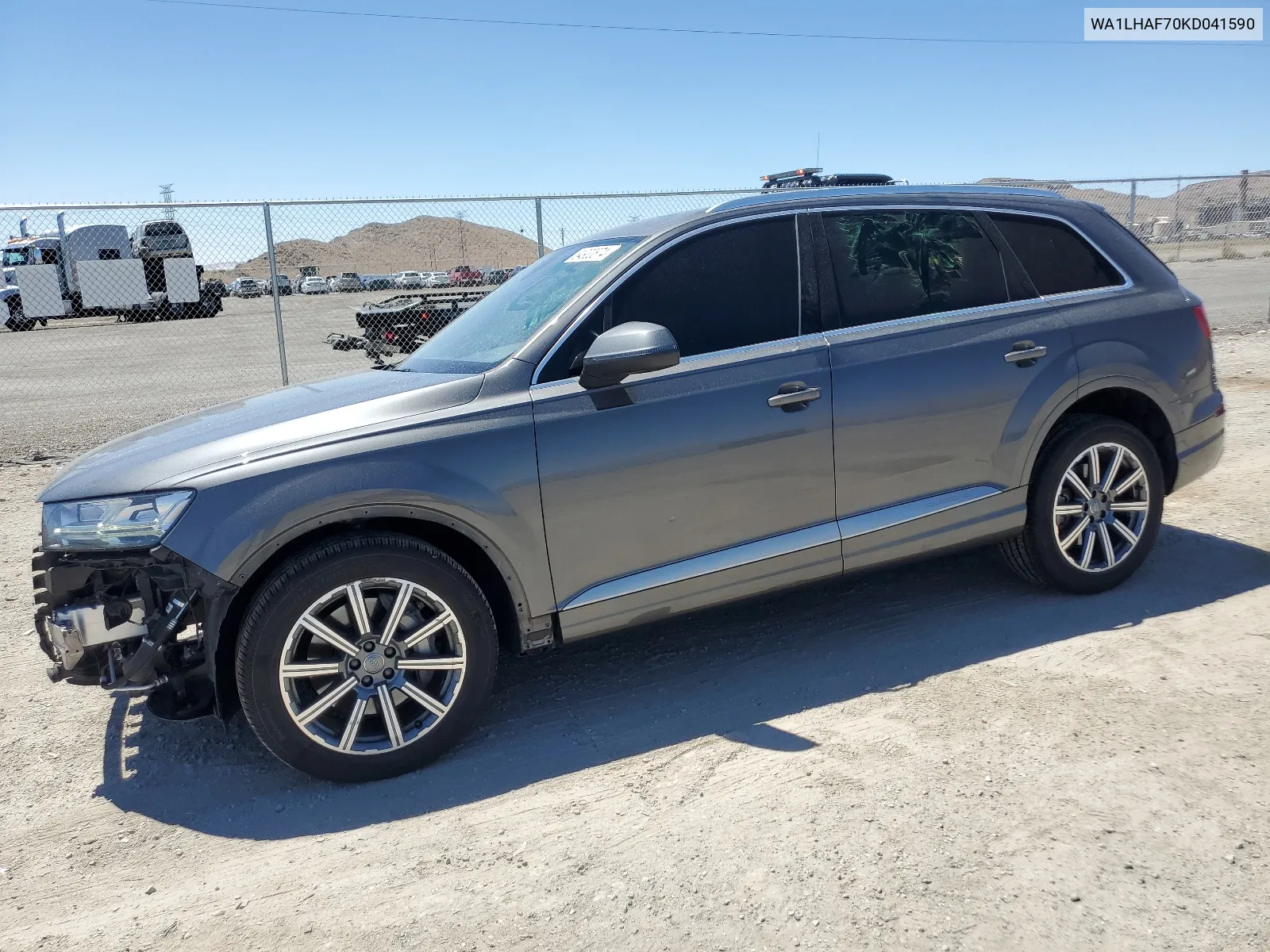 WA1LHAF70KD041590 2019 Audi Q7 Premium Plus