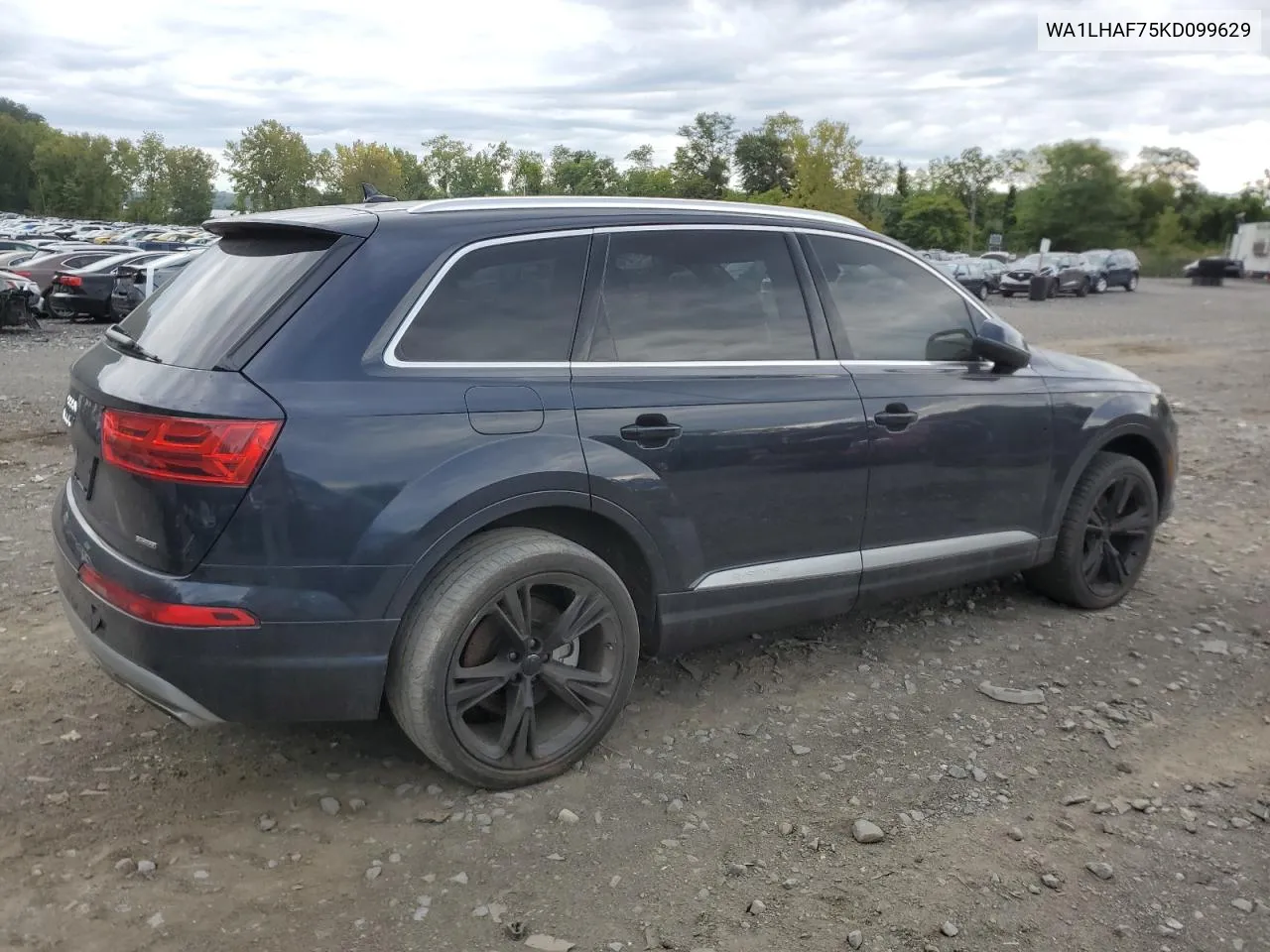 WA1LHAF75KD099629 2019 Audi Q7 Premium Plus