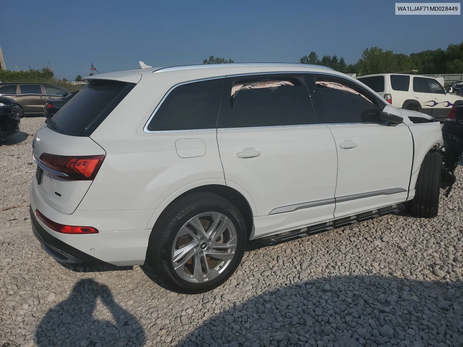 WA1LJAF71MD028449 2021 Audi Q7 Premium Plus