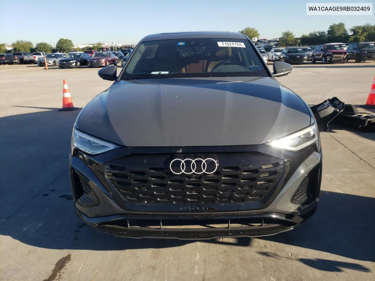 2024 Audi Q8 E-Tron Sportback Premium Plus VIN: WA1CAAGE9RB032409 Lot: 71624704