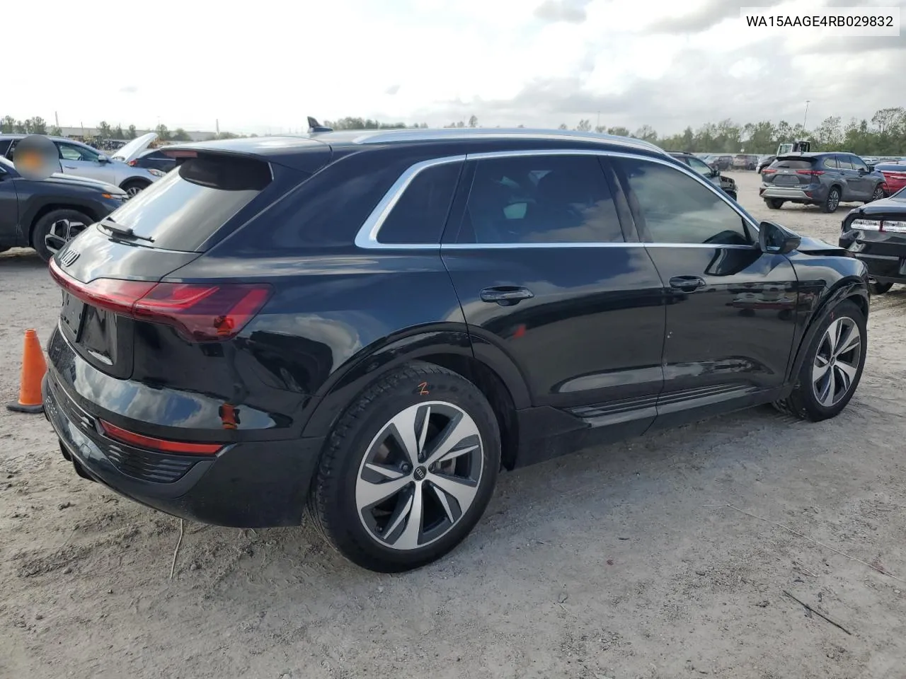 2024 Audi Q8 E-Tron Premium Plus VIN: WA15AAGE4RB029832 Lot: 79555074