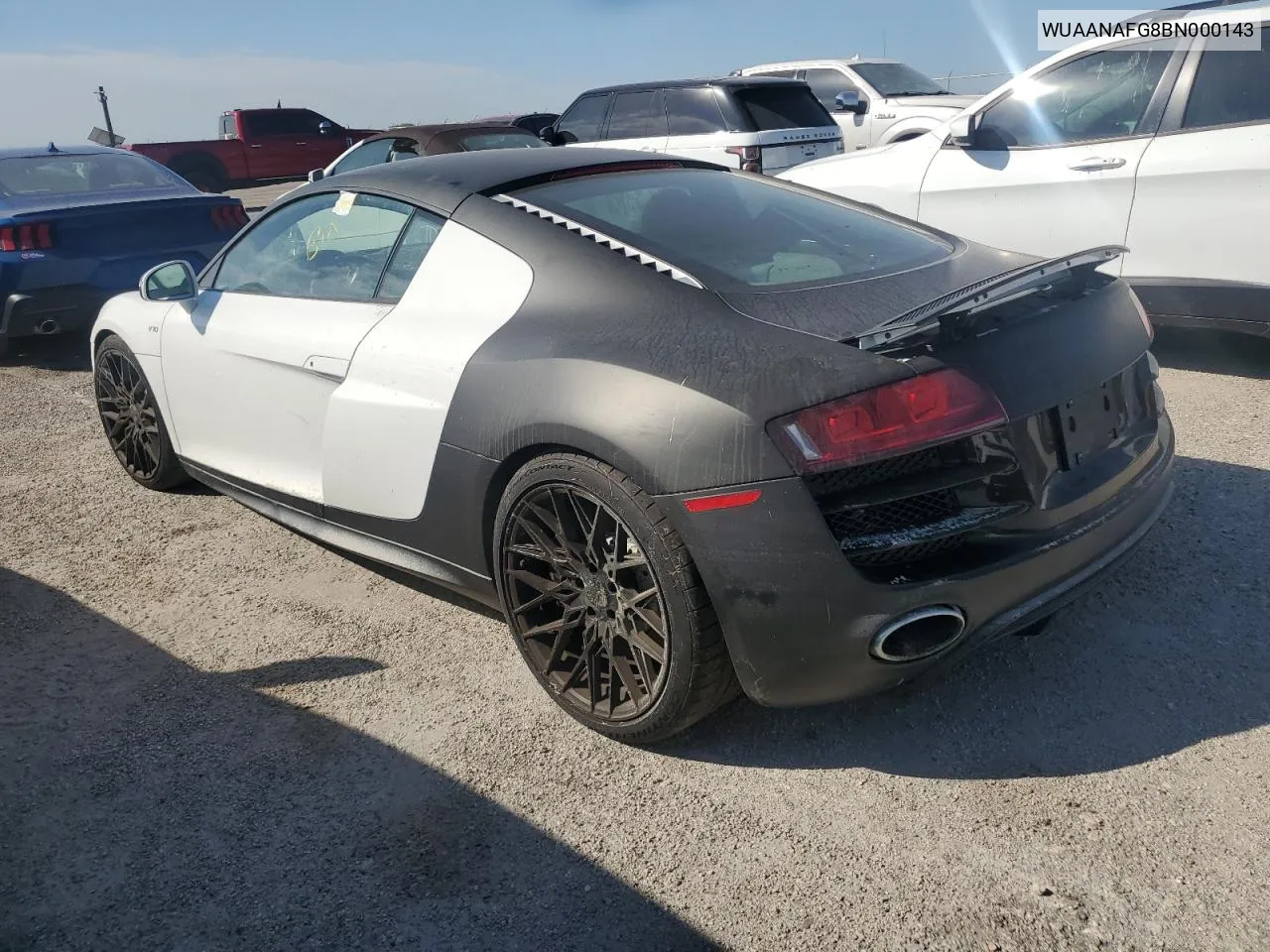 2011 Audi R8 5.2 Quattro VIN: WUAANAFG8BN000143 Lot: 74799504