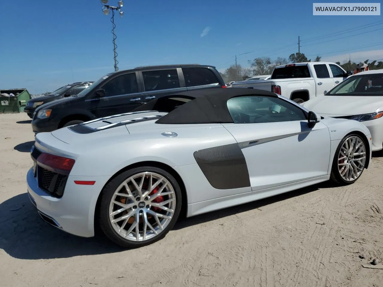 2018 Audi R8 Spyder VIN: WUAVACFX1J7900121 Lot: 75092964