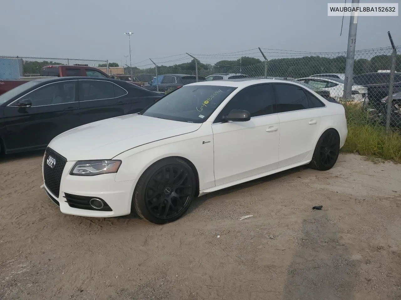 2011 Audi S4 Premium Plus VIN: WAUBGAFL8BA152632 Lot: 64088394