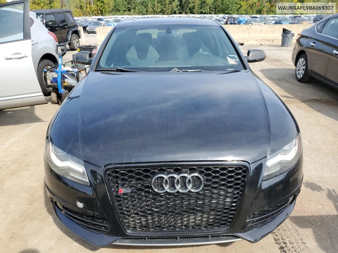 WAUKGAFL9BA069307 2011 Audi S4 Prestige