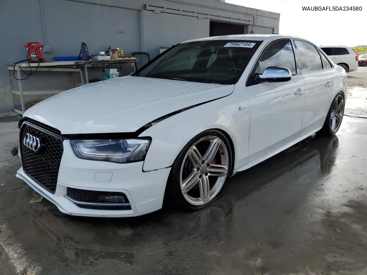 2013 Audi S4 Premium Plus VIN: WAUBGAFL5DA234580 Lot: 79962144