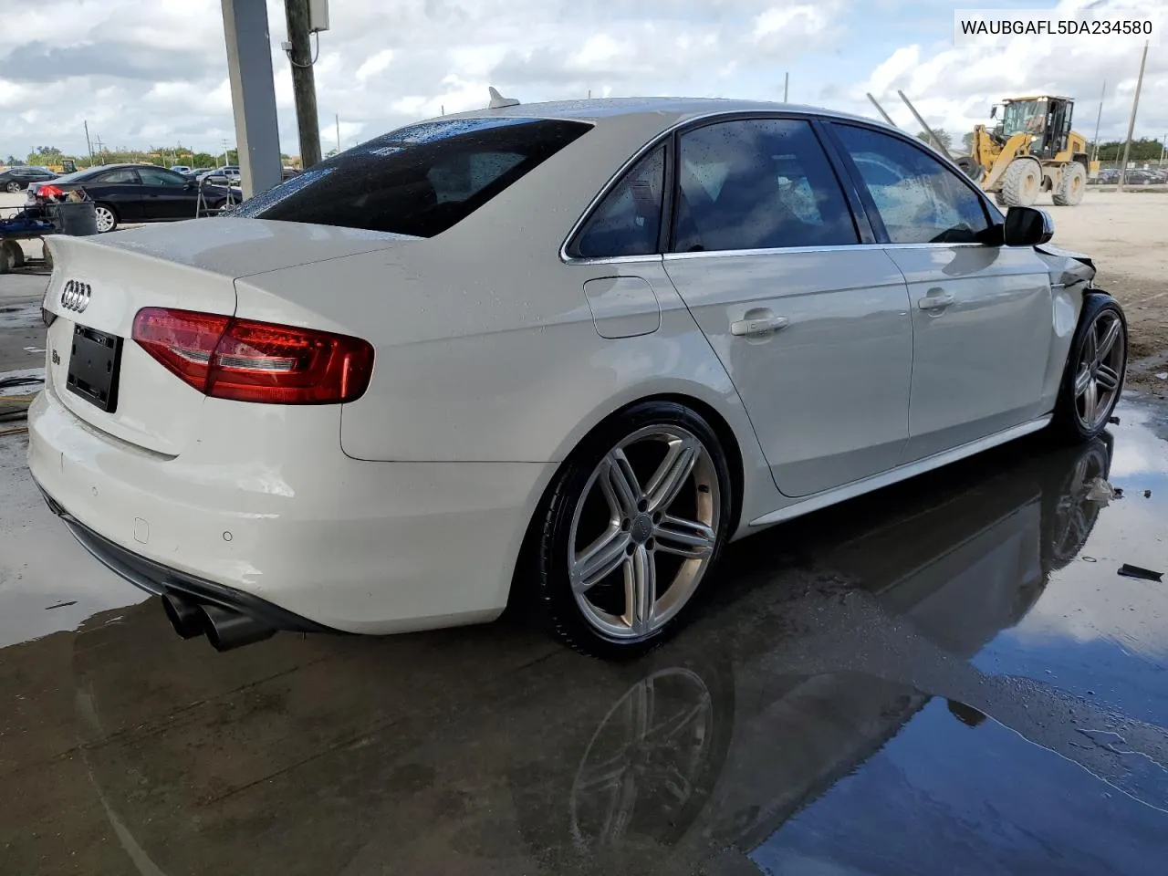 2013 Audi S4 Premium Plus VIN: WAUBGAFL5DA234580 Lot: 79962144