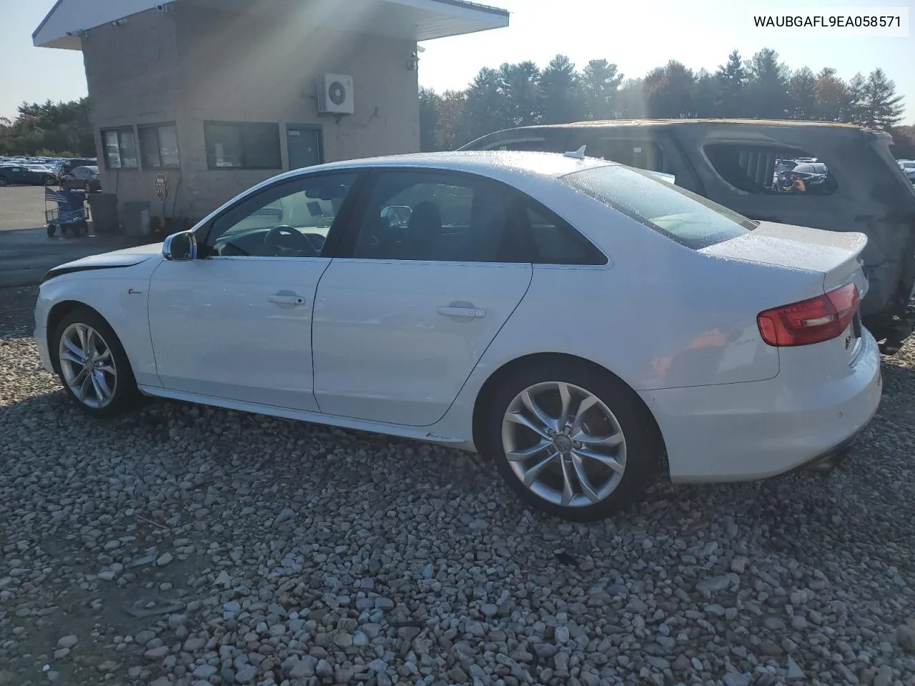 2014 Audi S4 Premium Plus VIN: WAUBGAFL9EA058571 Lot: 76470764