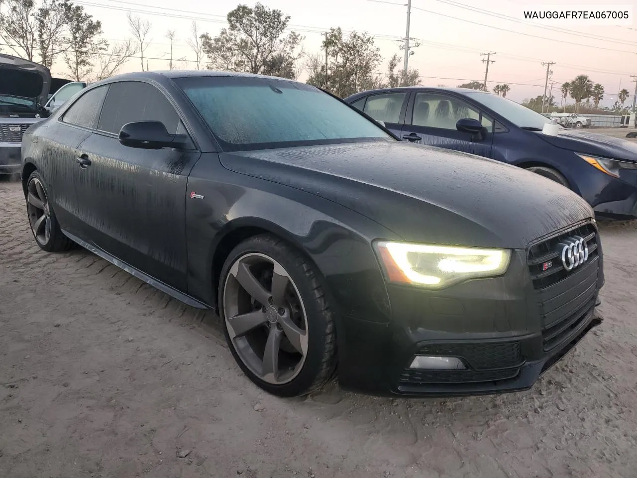 2014 Audi S5 Premium Plus VIN: WAUGGAFR7EA067005 Lot: 76773444