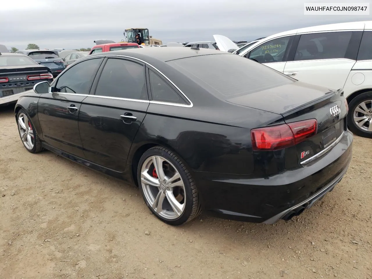 WAUHFAFC0JN098747 2018 Audi S6 Prestige