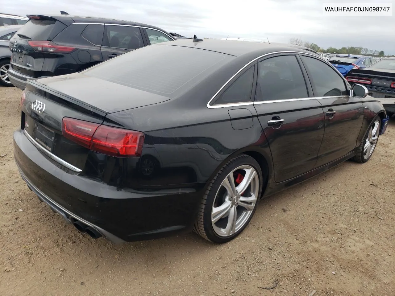 WAUHFAFC0JN098747 2018 Audi S6 Prestige