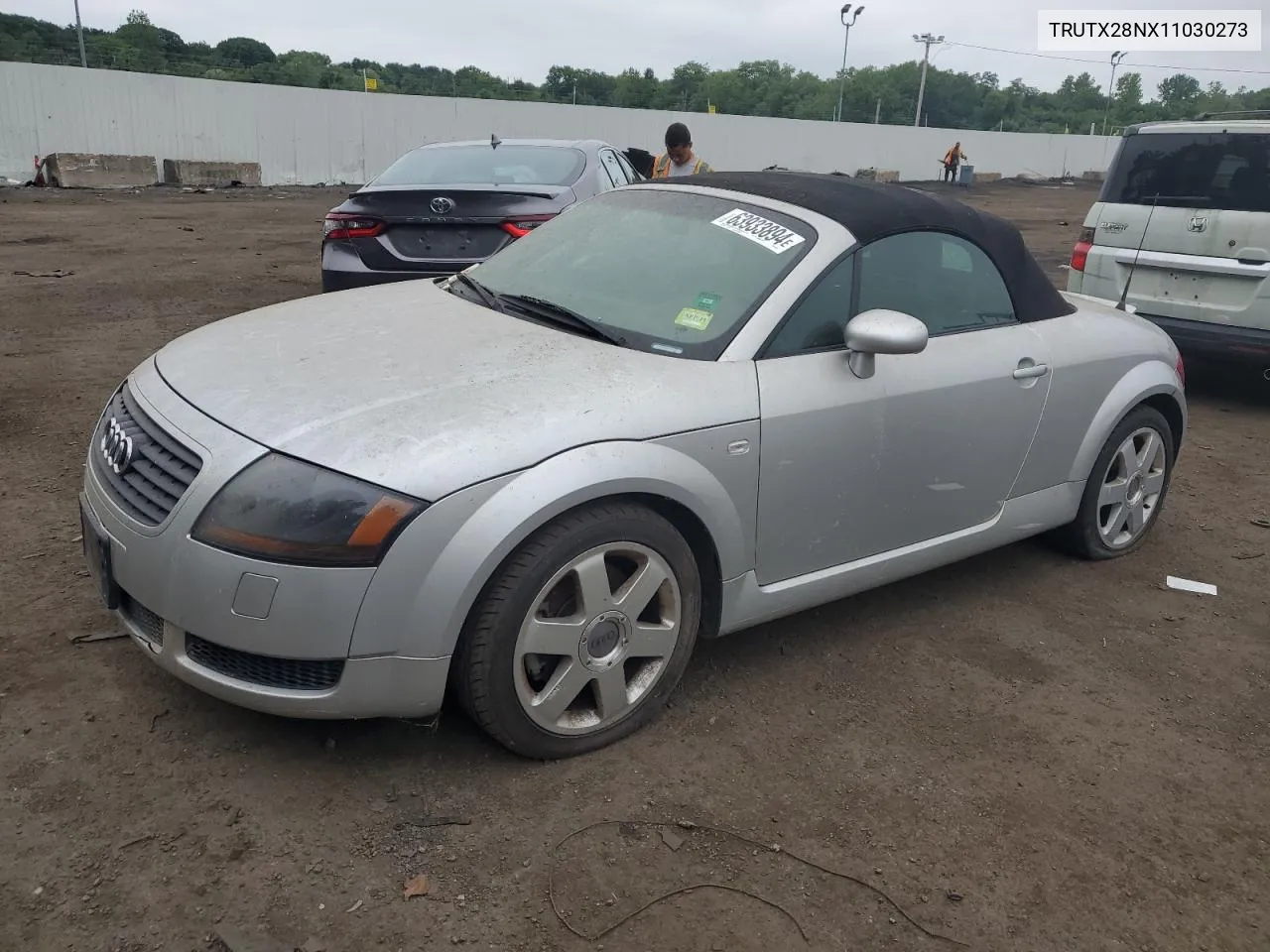 TRUTX28NX11030273 2001 Audi Tt