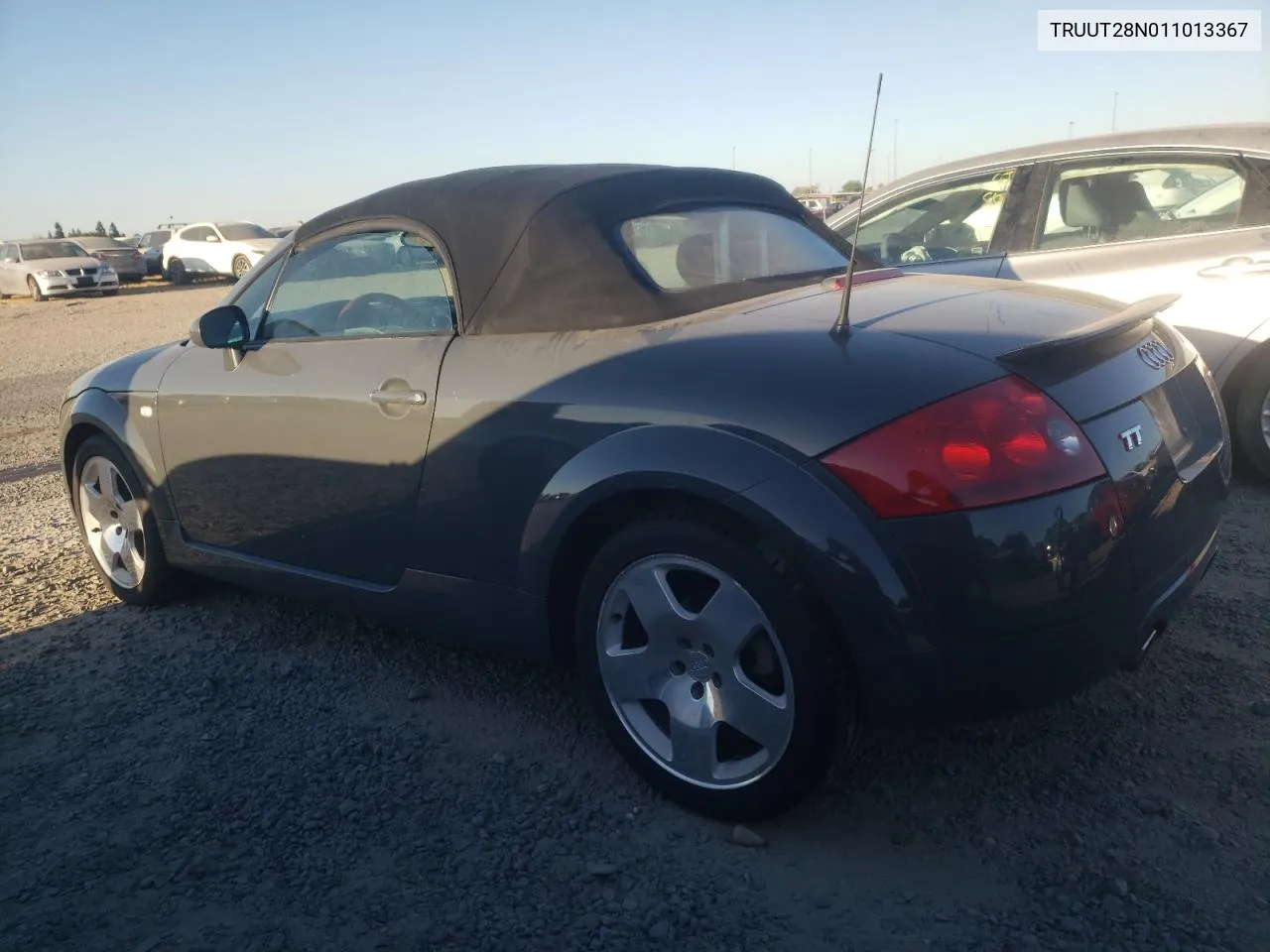 TRUUT28N011013367 2001 Audi Tt Quattro