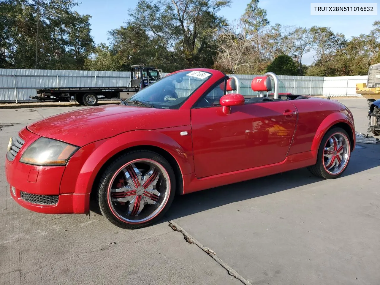 2001 Audi Tt VIN: TRUTX28N511016832 Lot: 76871654