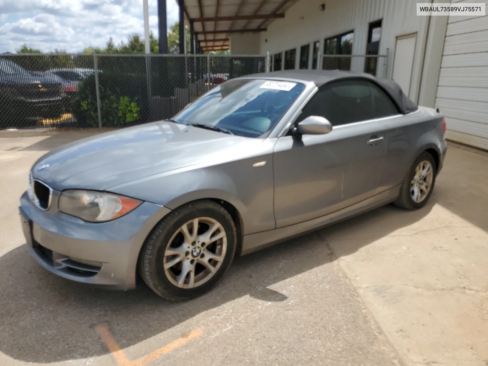 2009 BMW 128 I VIN: WBAUL73589VJ75571 Lot: 68225484