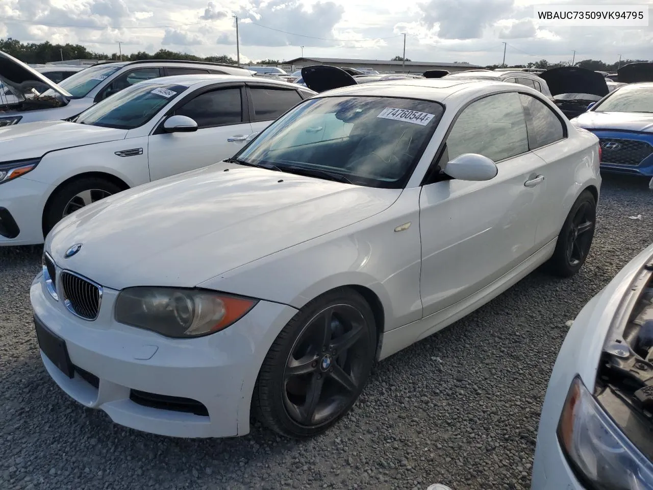 2009 BMW 135 I VIN: WBAUC73509VK94795 Lot: 74760544