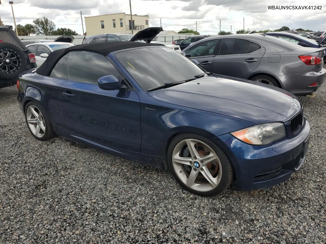 WBAUN9C5XAVK41242 2010 BMW 135 I