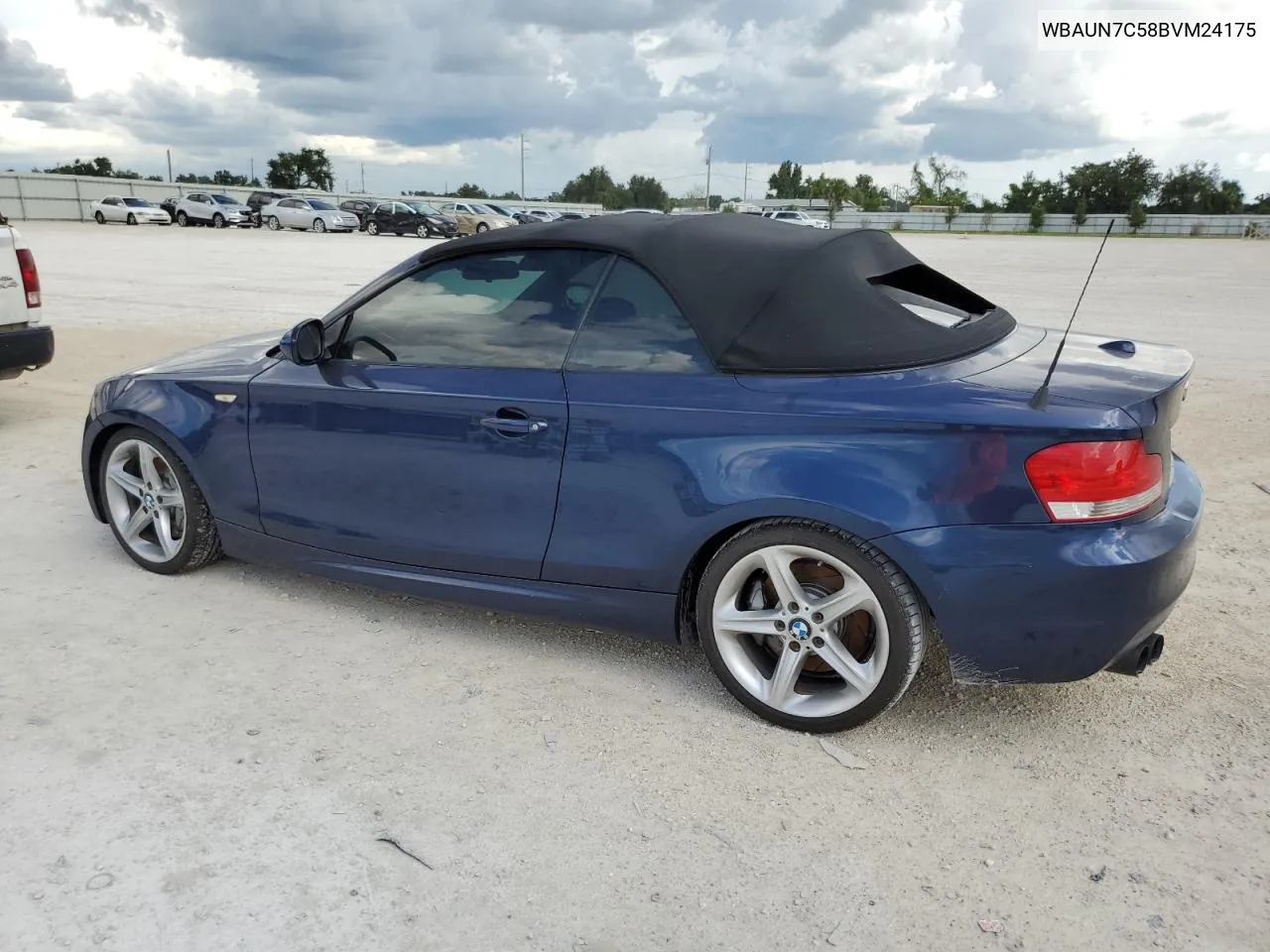 WBAUN7C58BVM24175 2011 BMW 135 I