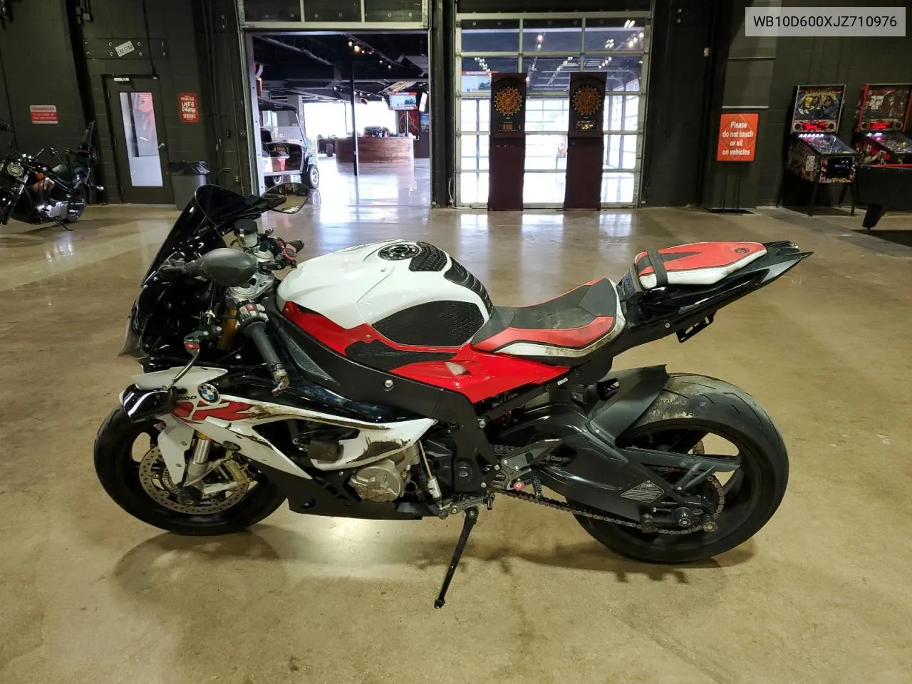 WB10D600XJZ710976 2018 BMW S 1000 Rr