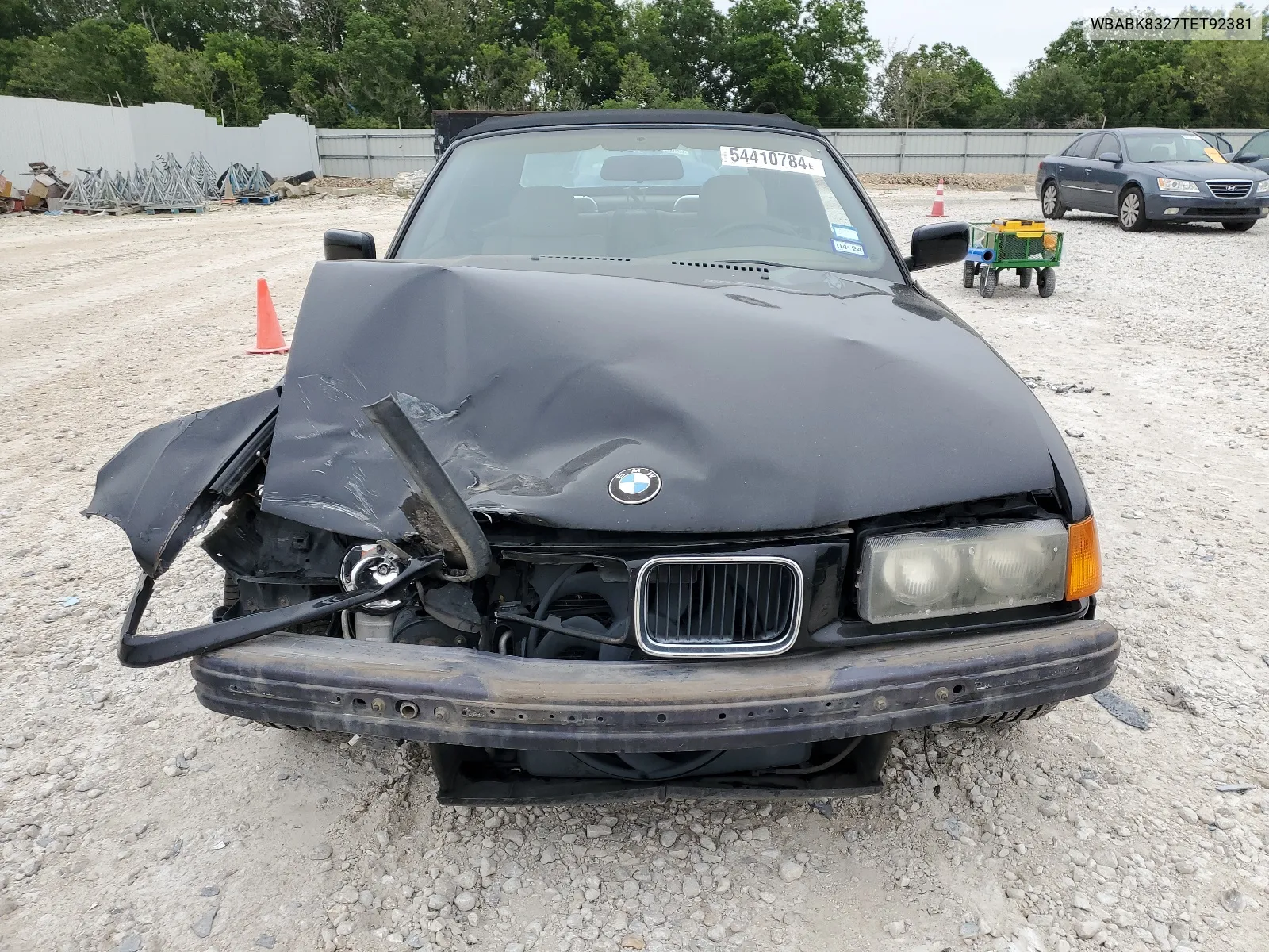 1996 BMW 328 Ic Automatic VIN: WBABK8327TET92381 Lot: 54410784