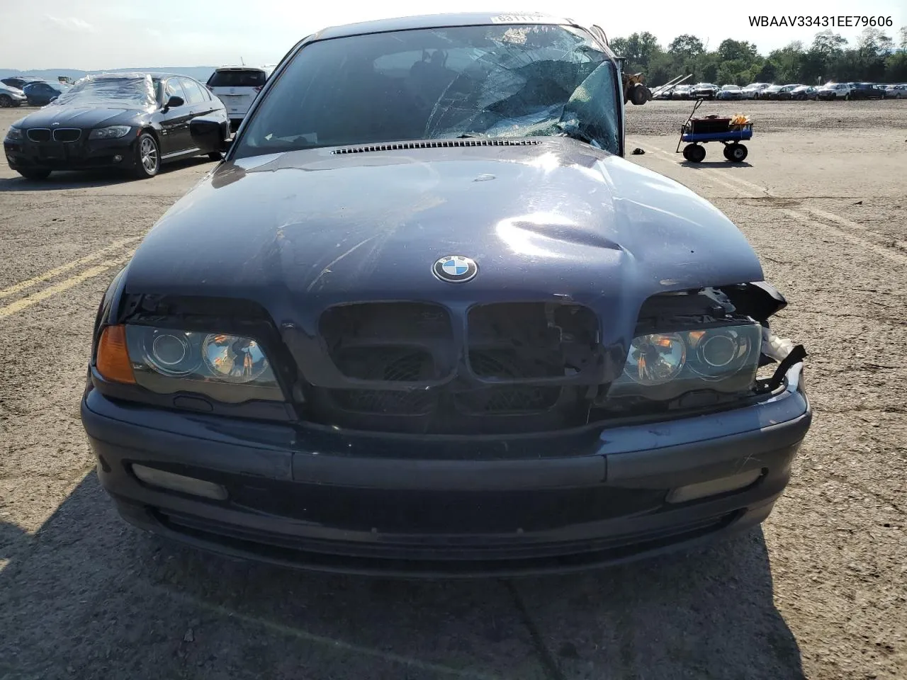 WBAAV33431EE79606 2001 BMW 325 I