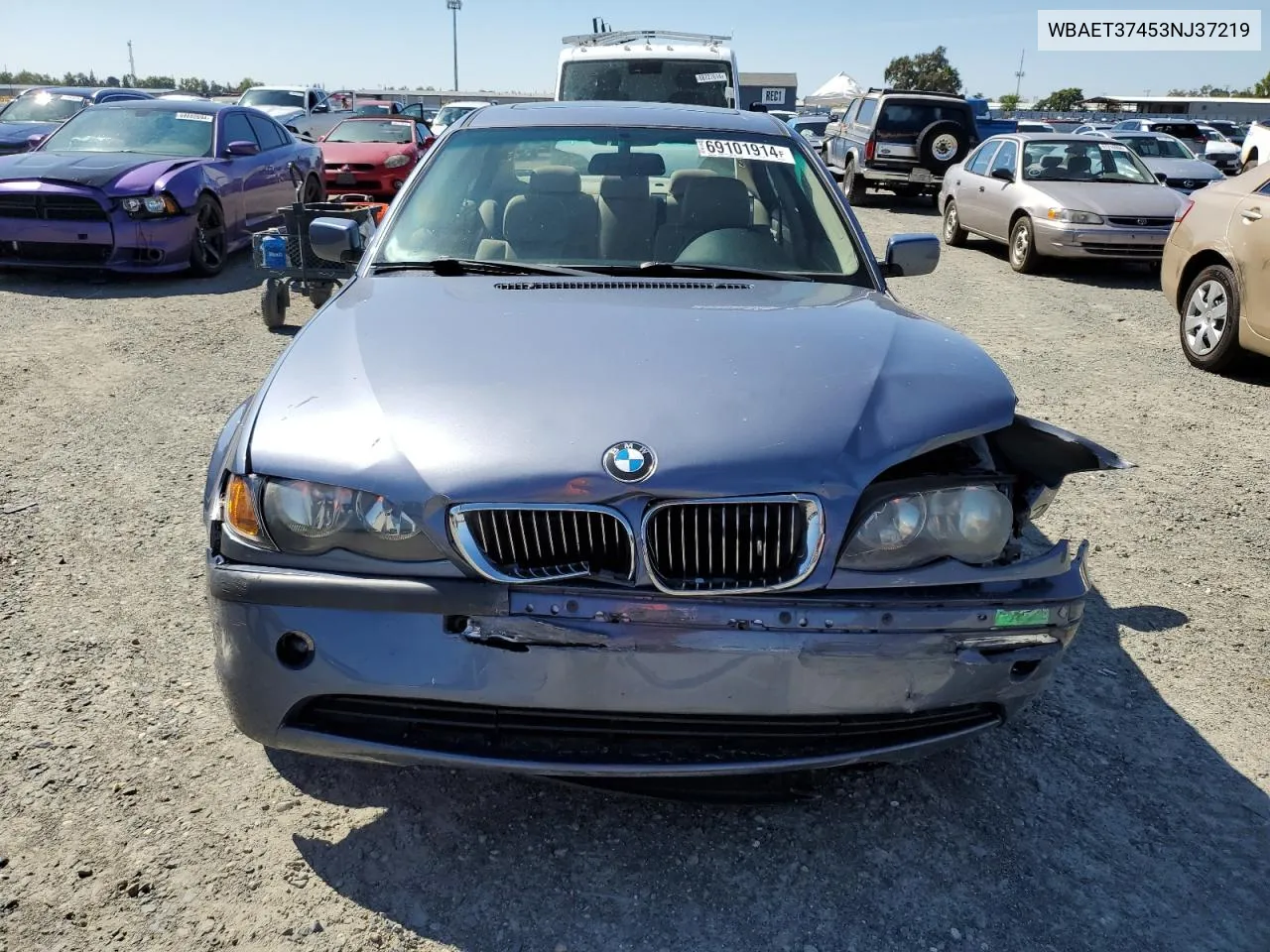 2003 BMW 325 I VIN: WBAET37453NJ37219 Lot: 69101914