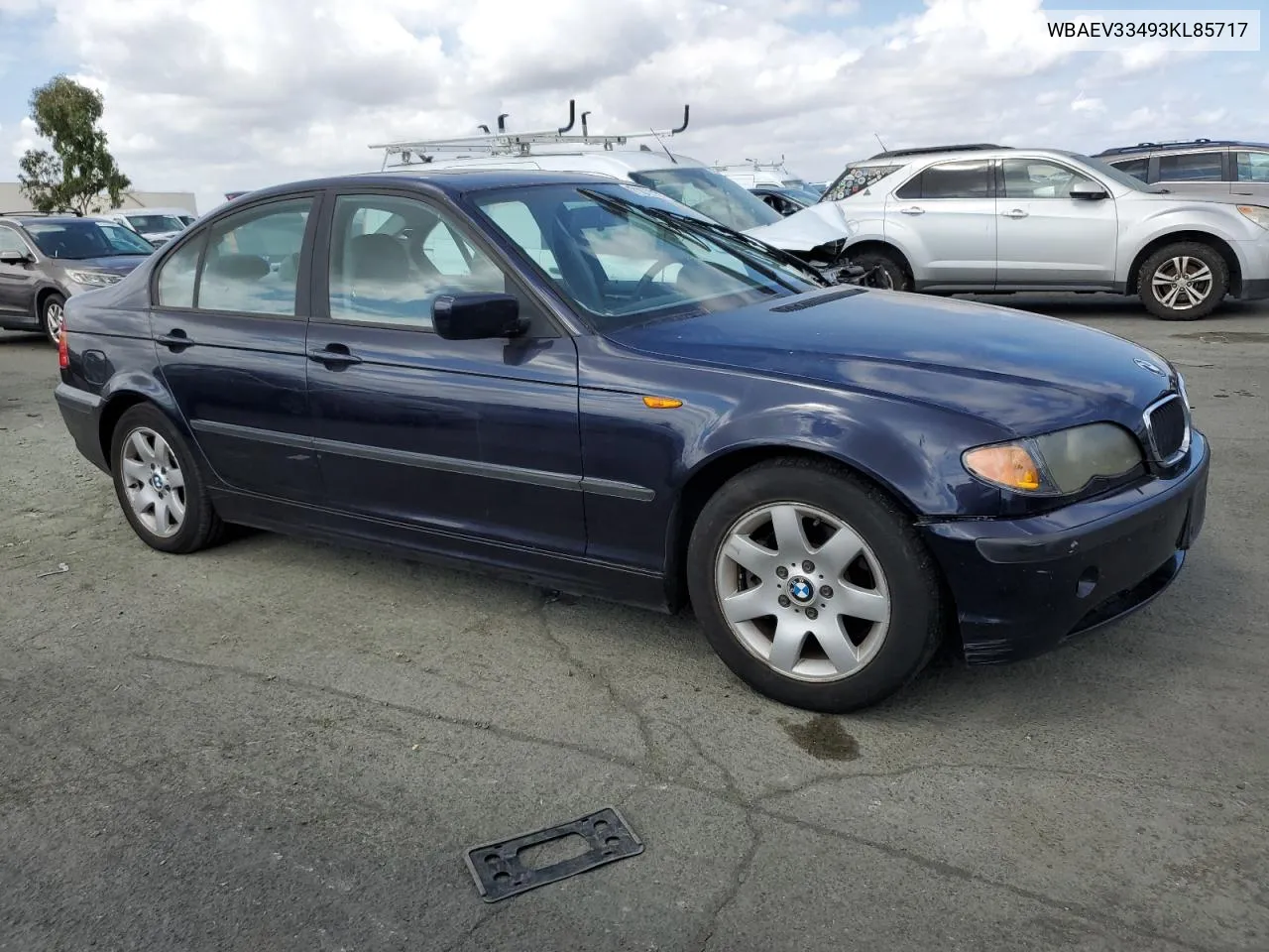 2003 BMW 325 I VIN: WBAEV33493KL85717 Lot: 71879234