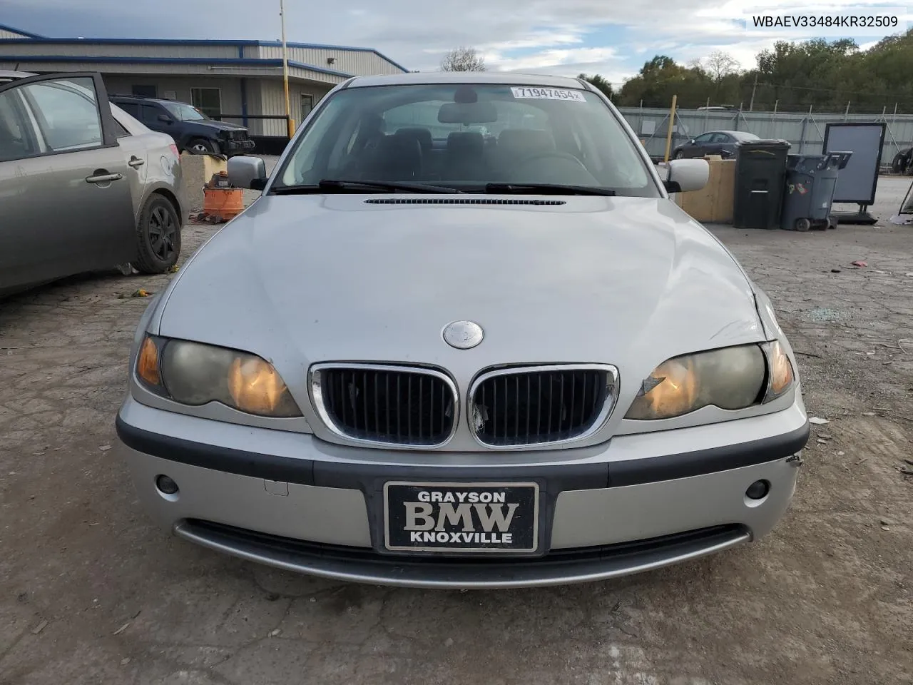 WBAEV33484KR32509 2004 BMW 325 I