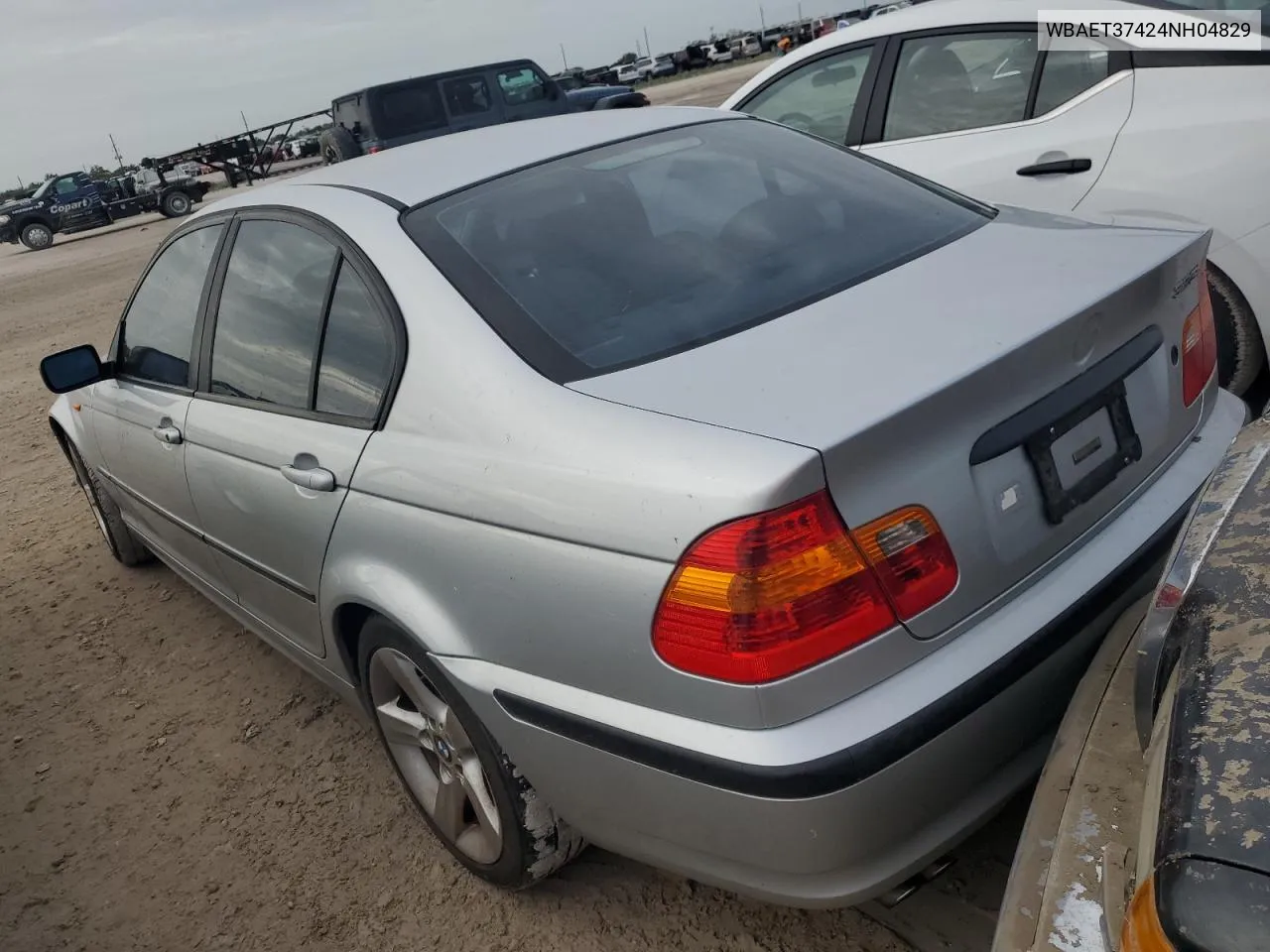 2004 BMW 325 I VIN: WBAET37424NH04829 Lot: 75256744