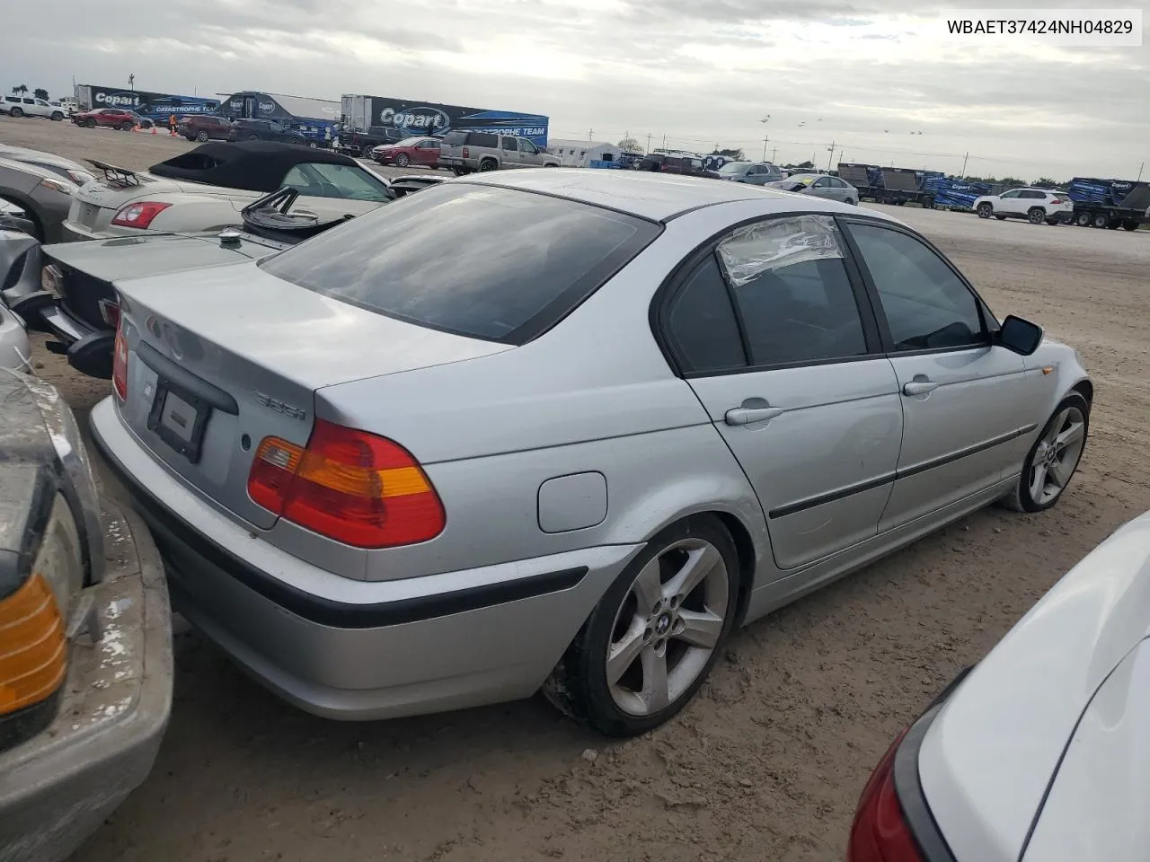 2004 BMW 325 I VIN: WBAET37424NH04829 Lot: 75256744