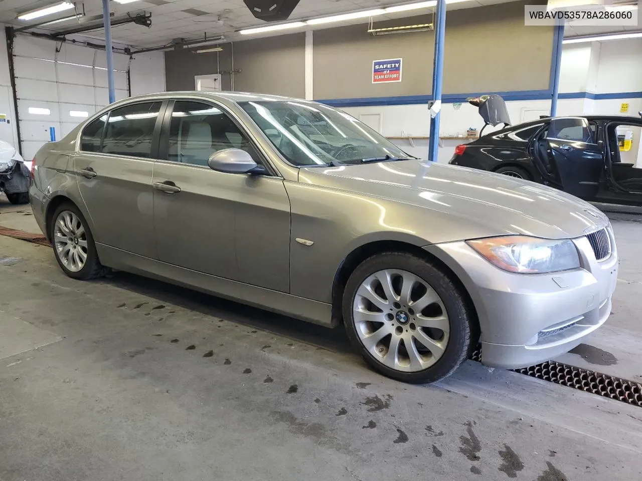 2008 BMW 335 Xi VIN: WBAVD53578A286060 Lot: 74798214