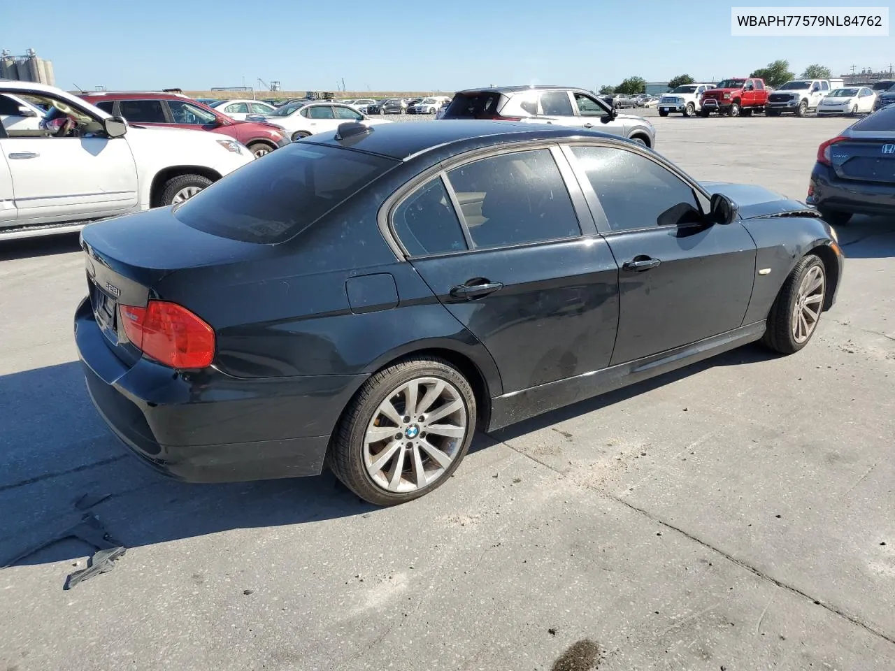 WBAPH77579NL84762 2009 BMW 328 I