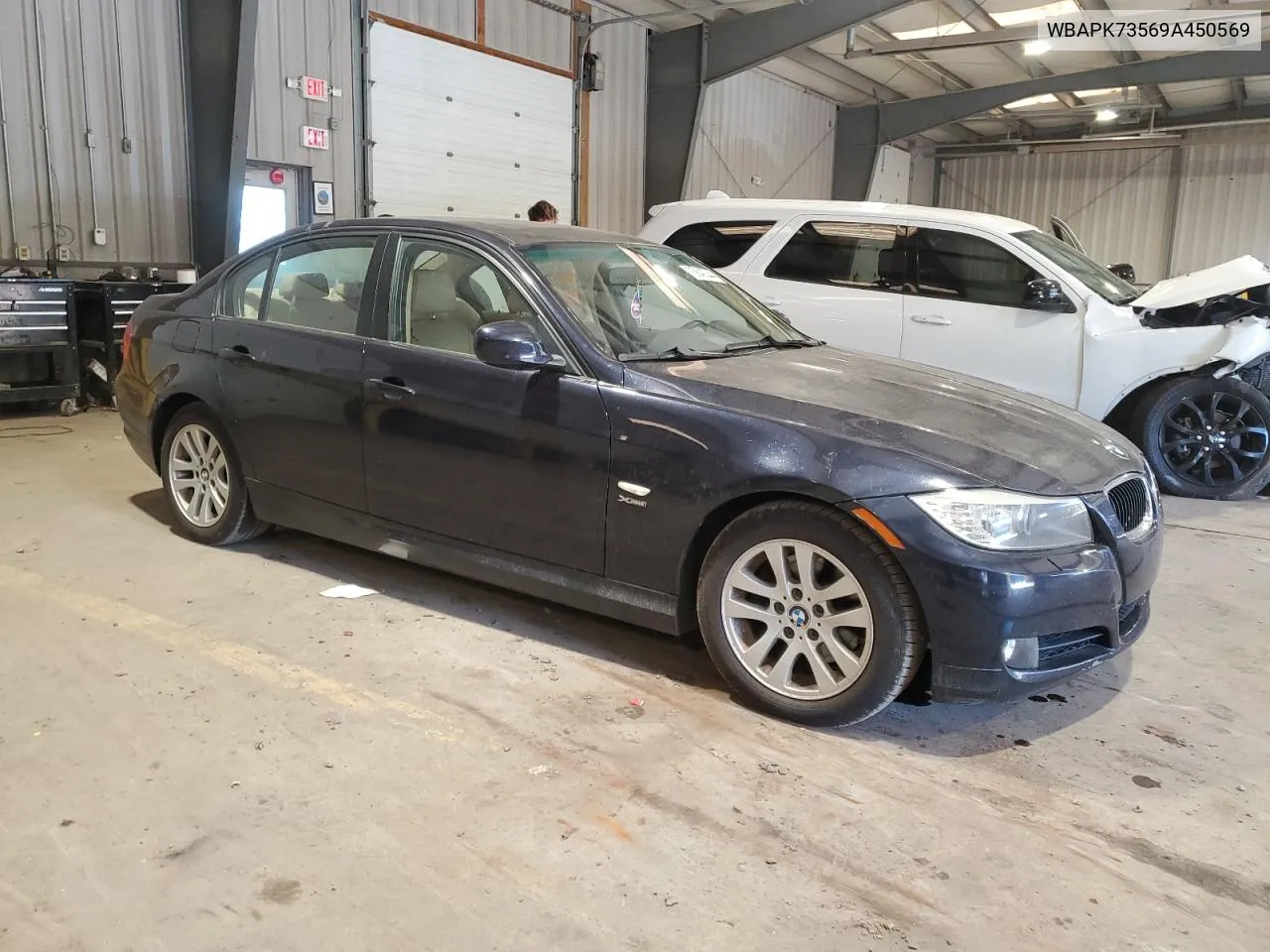 2009 BMW 328 Xi VIN: WBAPK73569A450569 Lot: 75840344