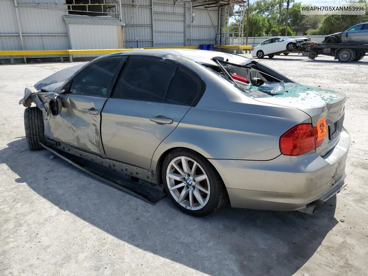 WBAPH7G5XANM53996 2010 BMW 328 I