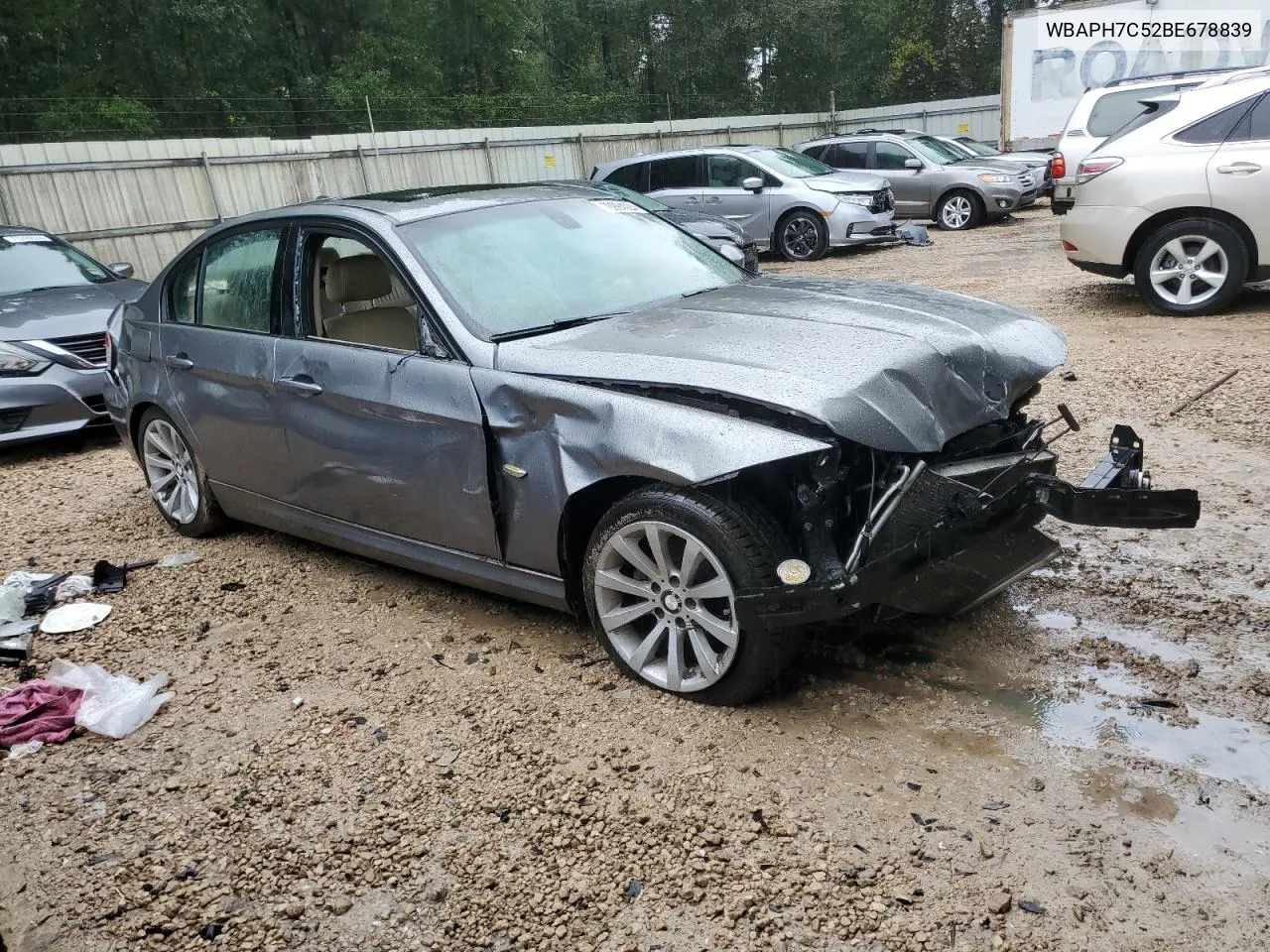 WBAPH7C52BE678839 2011 BMW 328 I