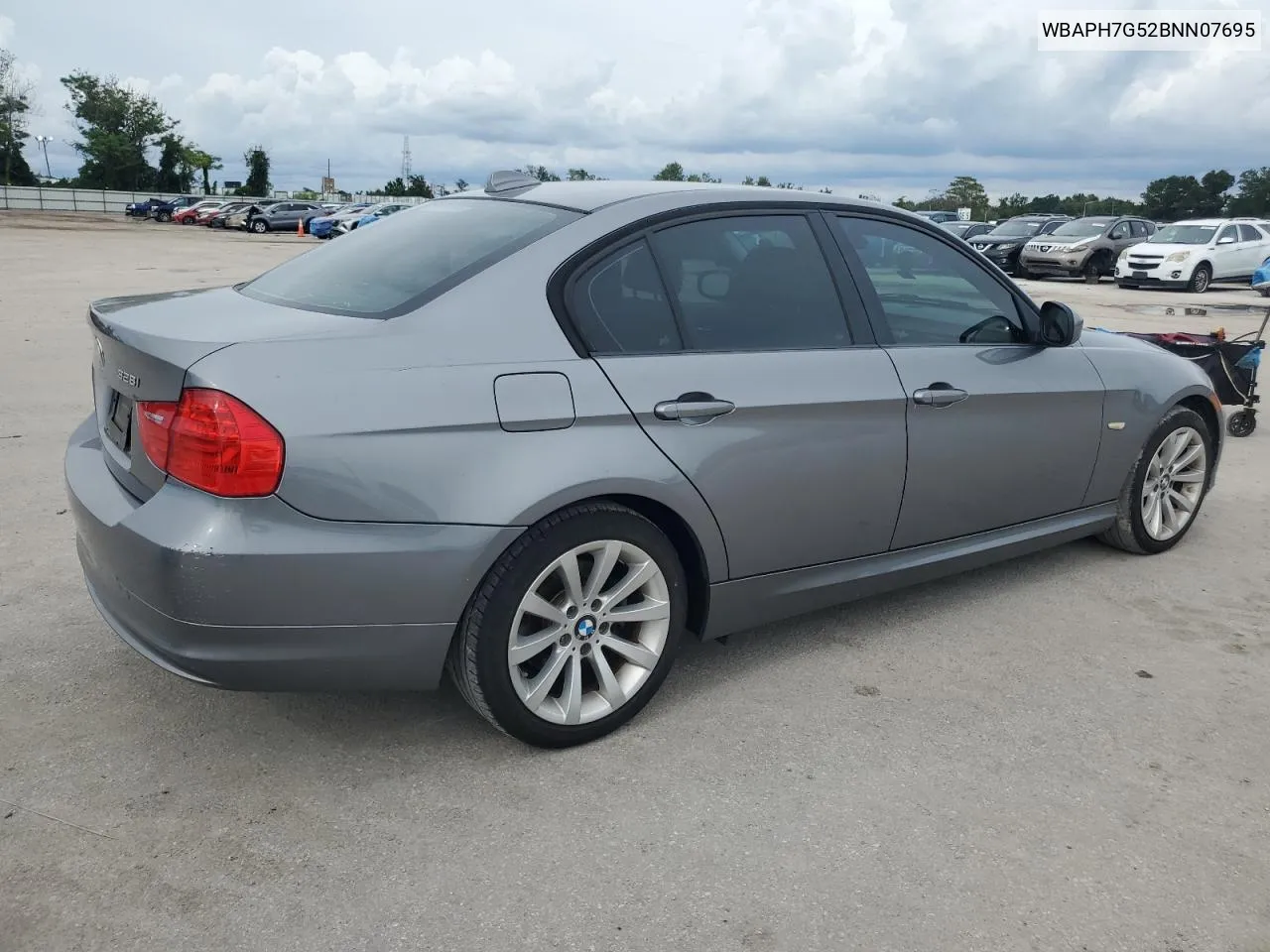 WBAPH7G52BNN07695 2011 BMW 328 I