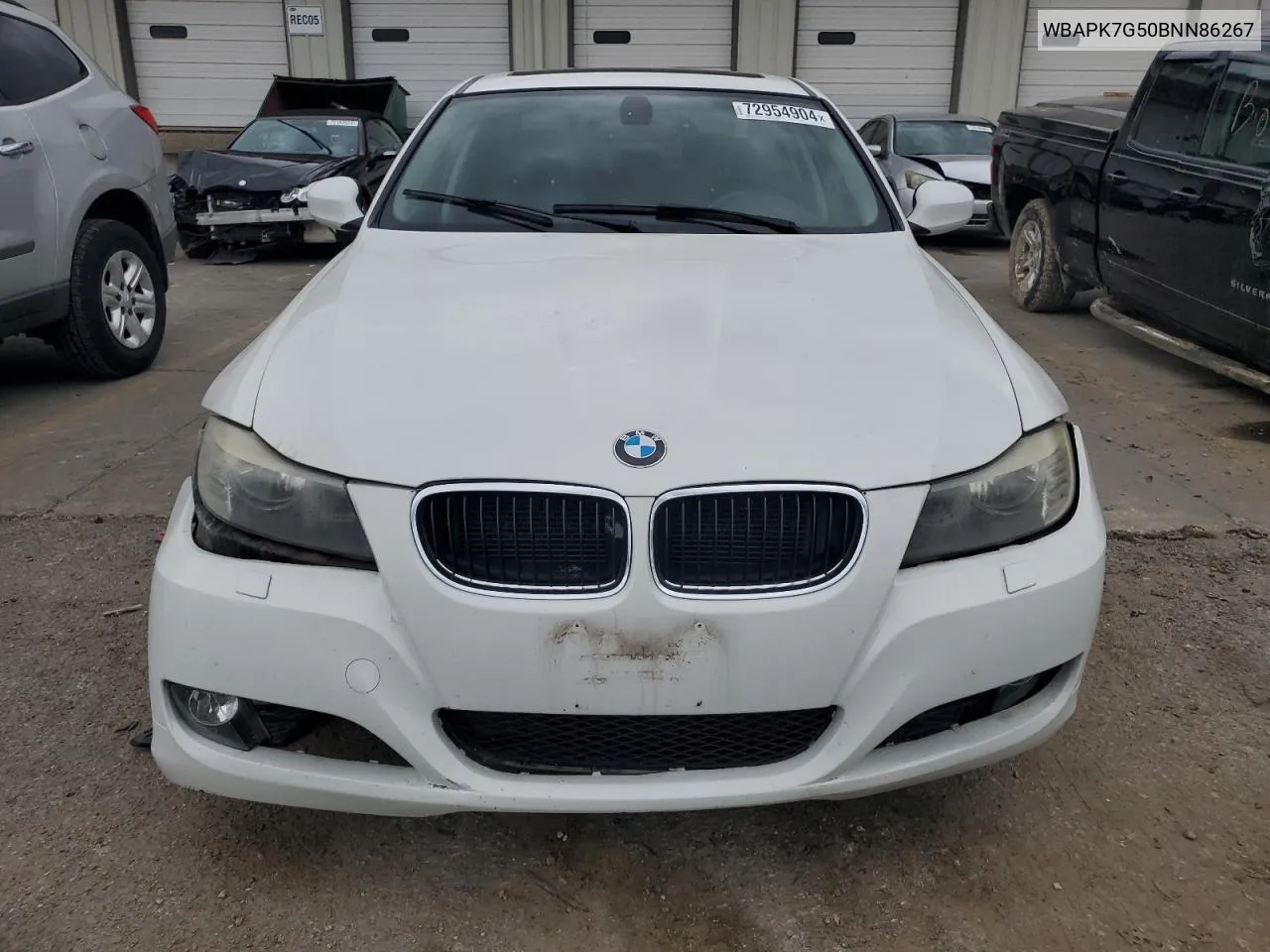 WBAPK7G50BNN86267 2011 BMW 328 Xi